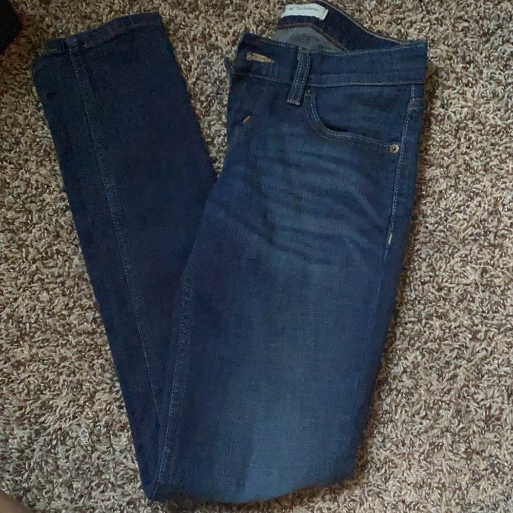 -Low Rise Levi’s - Picture 4 of 7